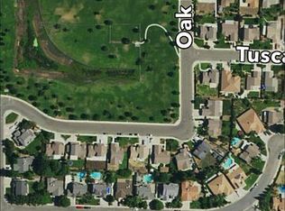 1125 Tuscany Dr, Dinuba, CA 93618