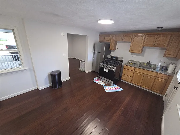 114 Front St #114 — Photo 3