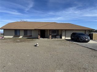 9591 Colfax Rd, Phelan, CA 92371