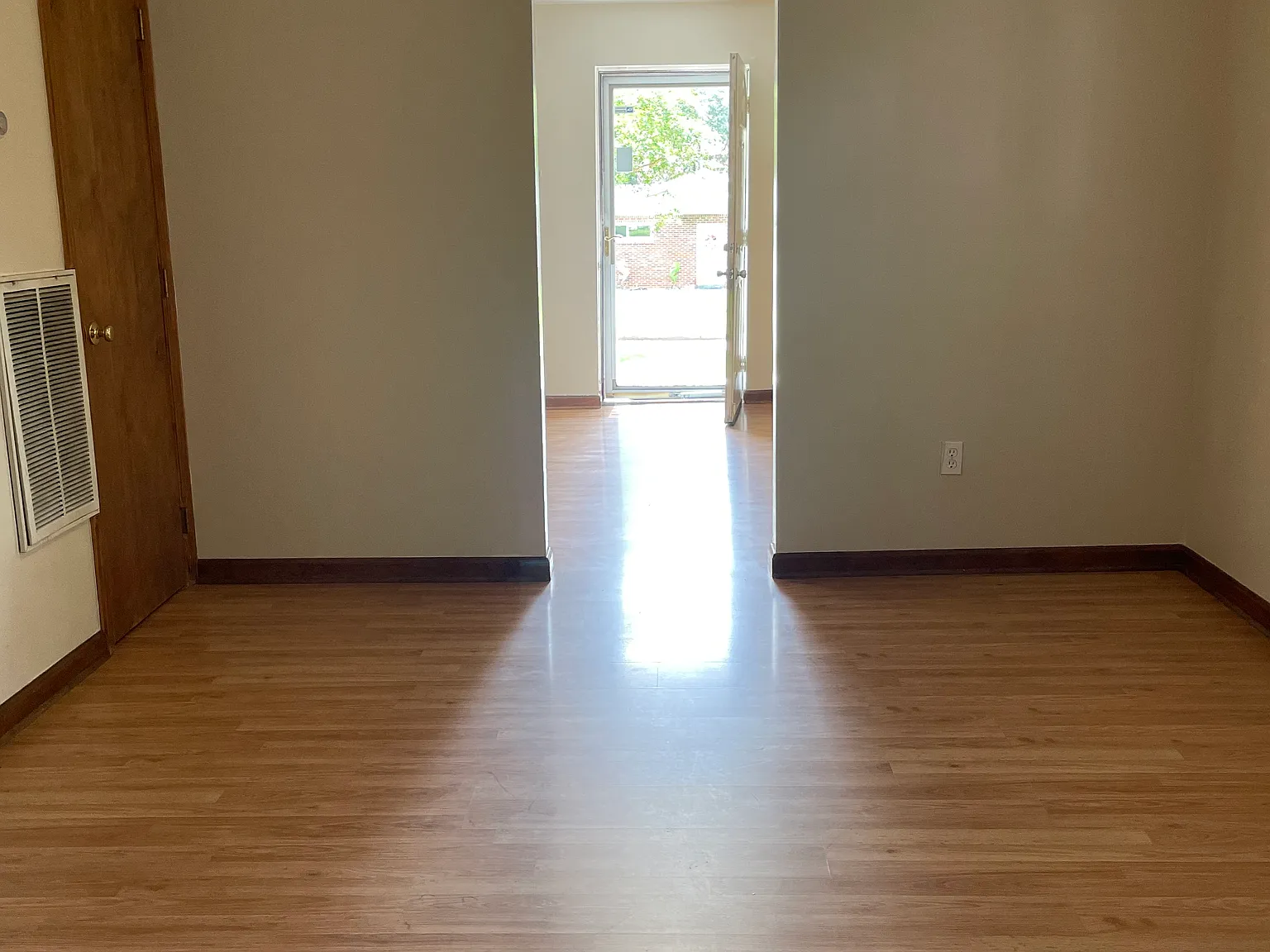 2 bed, 1441 sqft, $1,800 — Photo 4