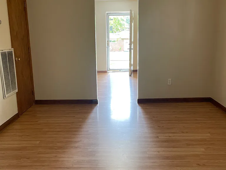 1118 Virgilina Ave — Photo 4