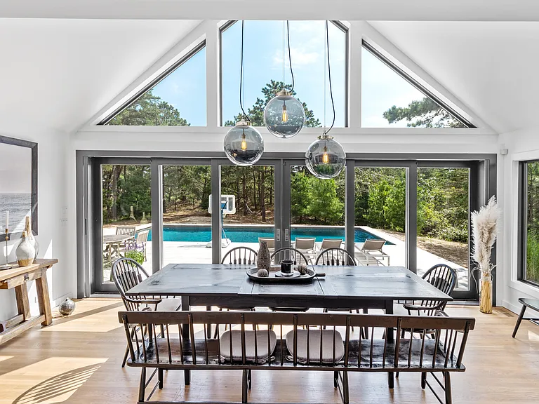 2 Castle Ct — Photo 5