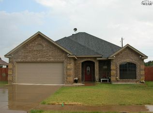 5129 Royalwood Dr, Wichita Falls, TX 76302