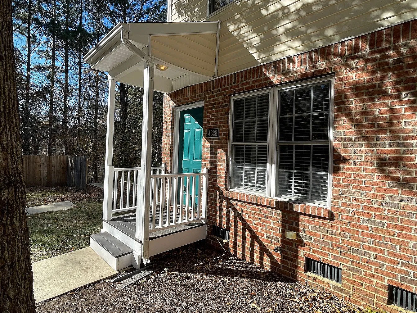 2 bed, 1150 sqft, $1,400 — Photo 2