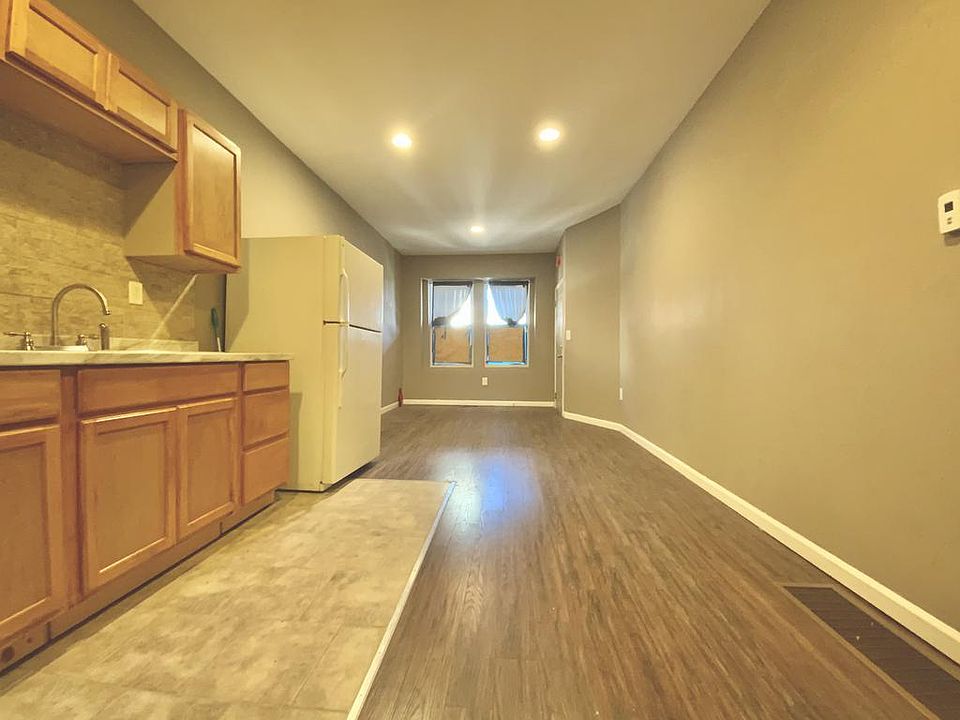 1st image of 3520 N 11th St Floor 1