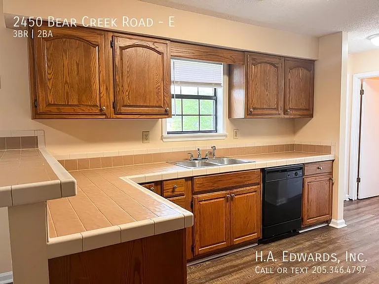 2450 Bear Creek Rd E #E — Photo 4