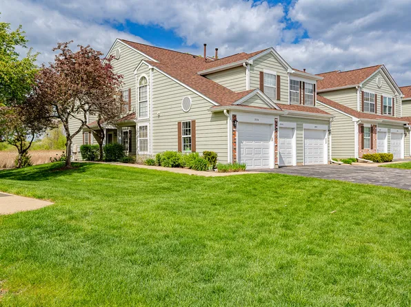 33 Hoover Ct Unit A, Streamwood, IL 60107
