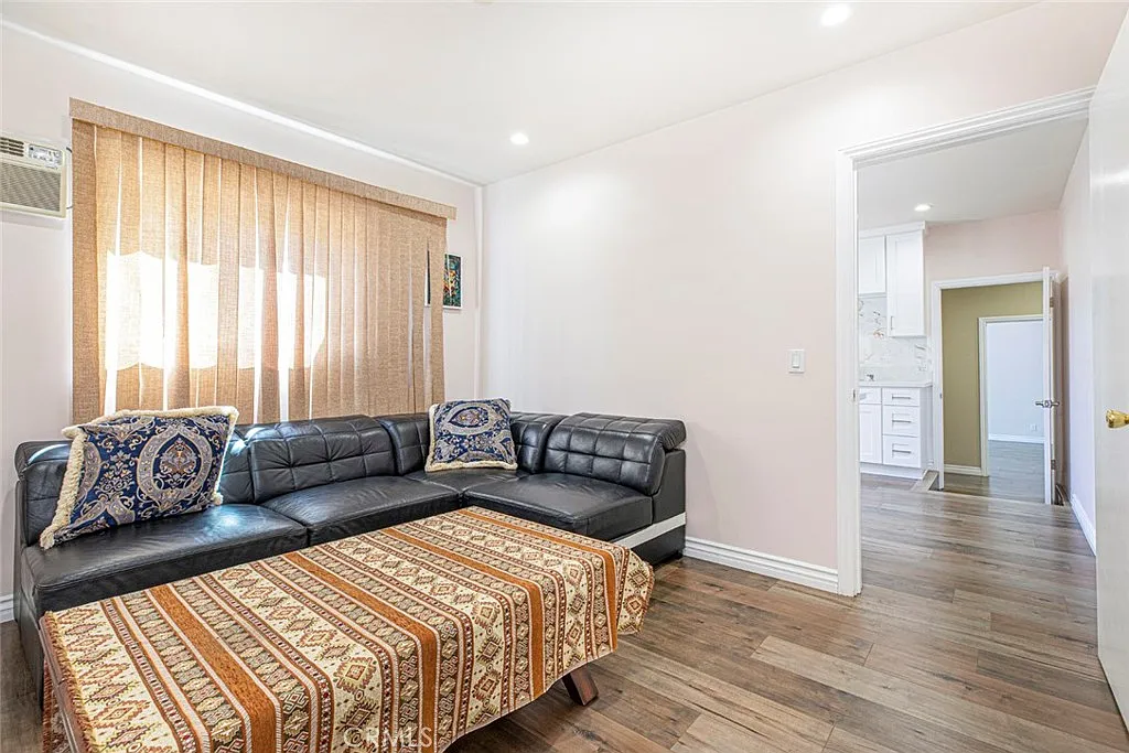 1 bed, 680 sqft, $2,100 — Photo 1