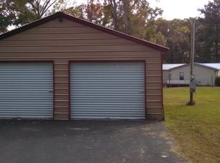 246 Beach Dr, Springville, TN 38256