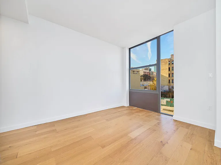 2338 2nd Ave #8W — Photo 5