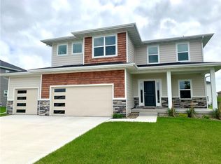 340 NE Wolfpack Dr, Waukee, IA 50263