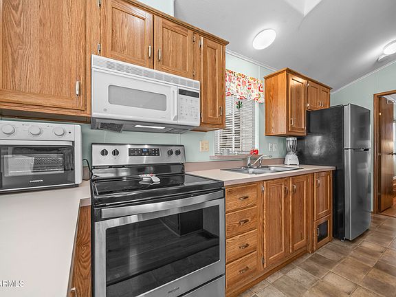 3rd image of 17200 W BELL Road #859