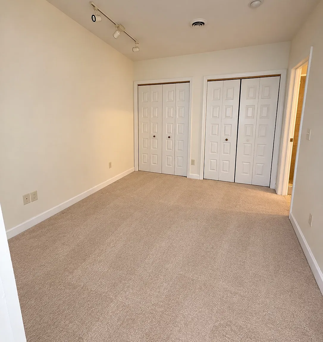 1 bed, $1,025 — Photo 4