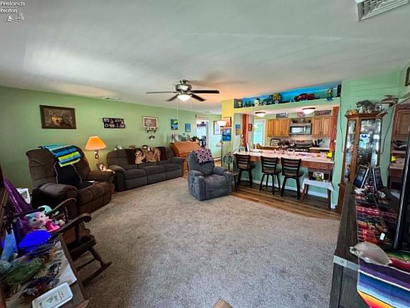 3rd image of 110 Lakeland Dr