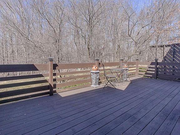 2nd image of 19276 Briarwood Ln