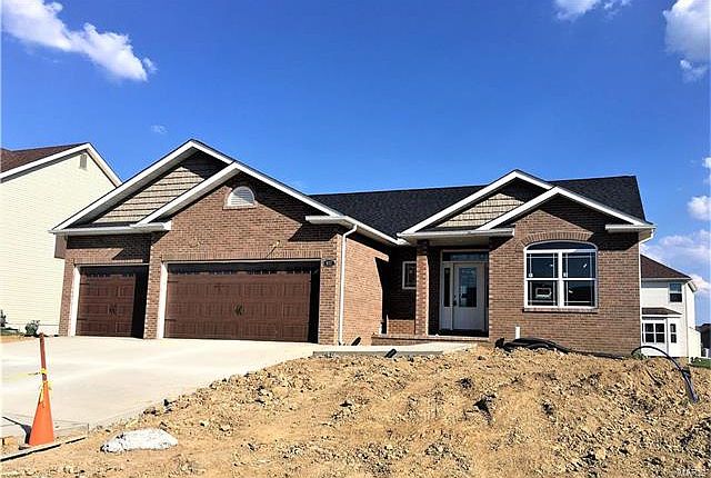2nd image of 937 Stone Briar Dr