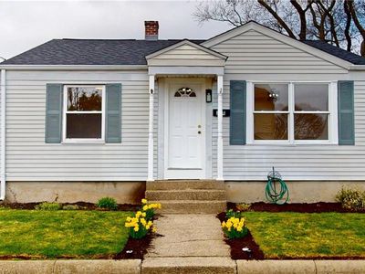 204 Vine St, Pawtucket, RI, 02861