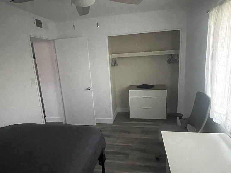 5836 S Beck Ave — Photo 2