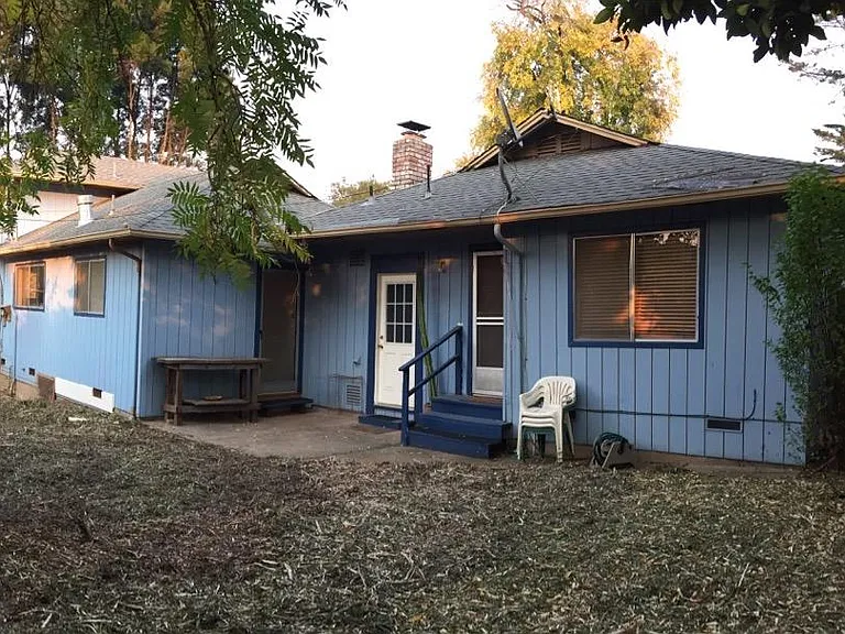 8080 Mirabel Ave #B — Photo 18