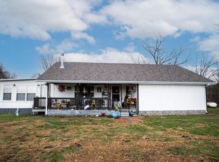 1950 N Crossway Road, Marshfield, MO 65706