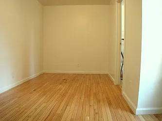 Rented by Concept Real Estate Group