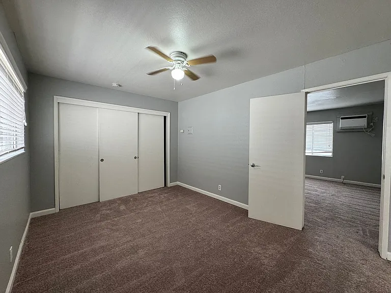 2307 I Street — Photo 6