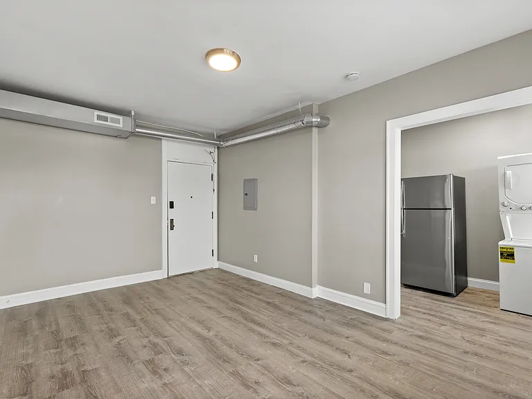 4523 Gravois Ave — Photo 5