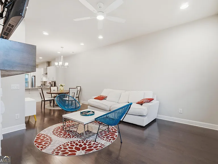 4245 Deming Cir — Photo 27