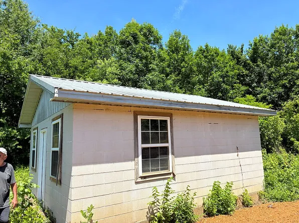 101 Towboat Ln Lot 104, Adamsville, TN 38310