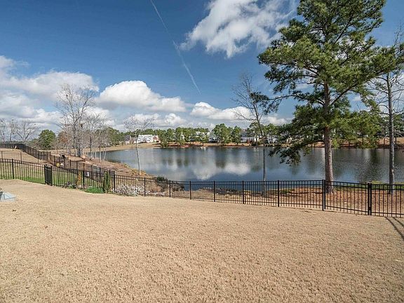 2nd image of 463 Lakemont Dr