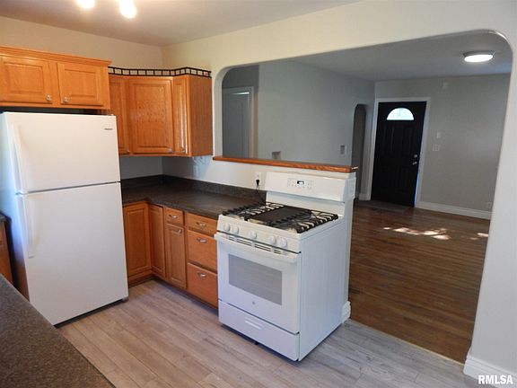 5th image of 407 S Eastland Ave