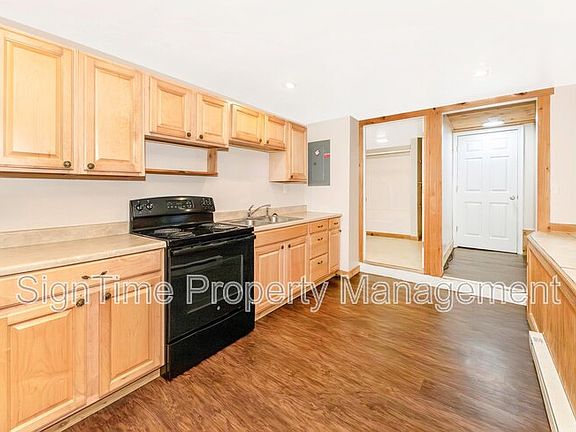 5th image of 306 N Potomac St