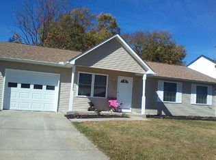 2743 Clubhouse Dr, Columbus, OH 43211