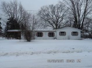 2114 Tomlinson Rd, Caro, MI 48723