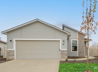 47 S Sweetgrass Ave, Nampa, ID 83651
