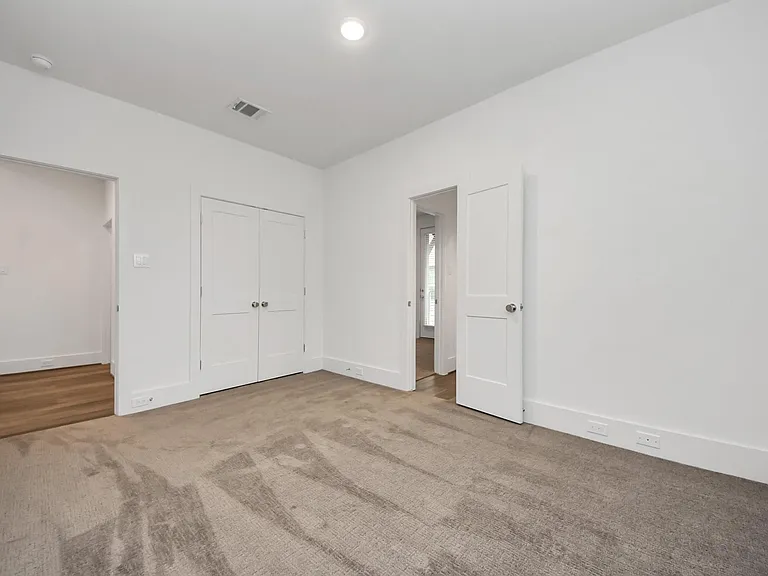 7504 Carver Rd #D — Photo 35