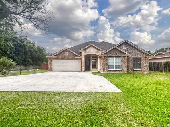 2500 Garner Field RD, Uvalde, TX 78801