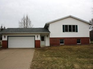 220 Hinkley Rd, La Crosse, WI 54603