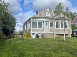 637 Adams St, Ottawa, IL 61350