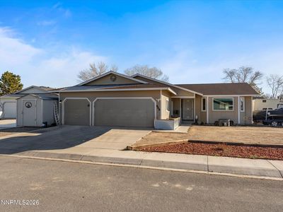668 Farm Cir, Fernley, NV, 89408