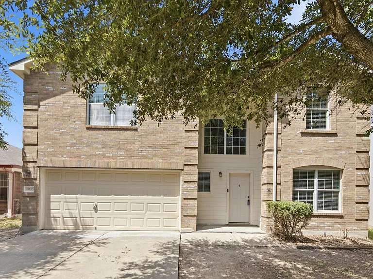 18120 Topsail St — Photo 1