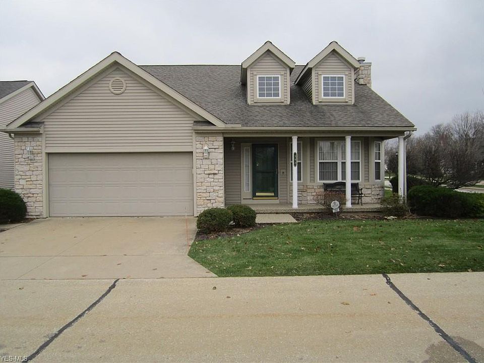 1st image of 392 Oakhill Ter