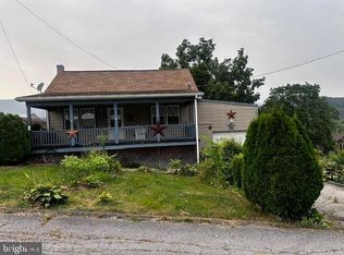 303 16th St, Saxton, PA 16678