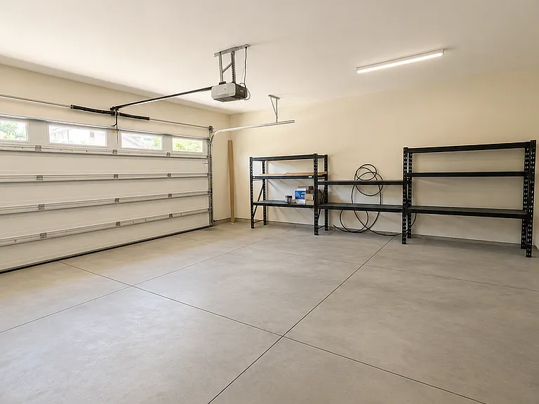 1205 E Lone Creek Dr — Photo 24