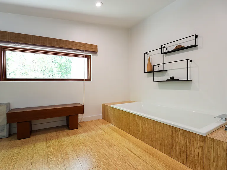 10 Fitzsimmons Ln — Photo 19