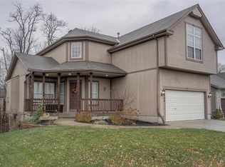 9466 N Adrian Pl, Kansas City, MO 64154