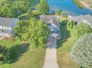 7437 Decosta Dr NE, Rockford, MI 49341