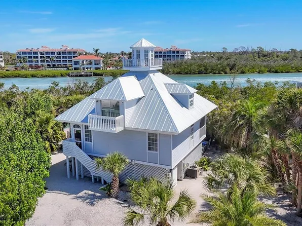 310 Kettle Harbor Dr, Placida, FL 33946