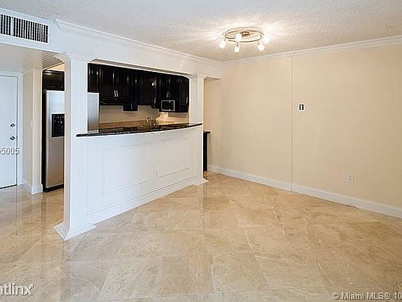 2nd image of 2016 Bay Dr APT 906