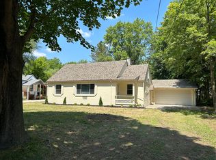 21826 8 1/2 Mile Rd, Southfield, MI 48075